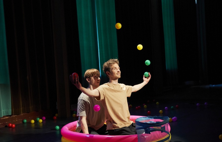 2026-01-25 Jam. Shenanigans  JonaHarnischmacherCircusstad05-05-23_DSC8552.jpg