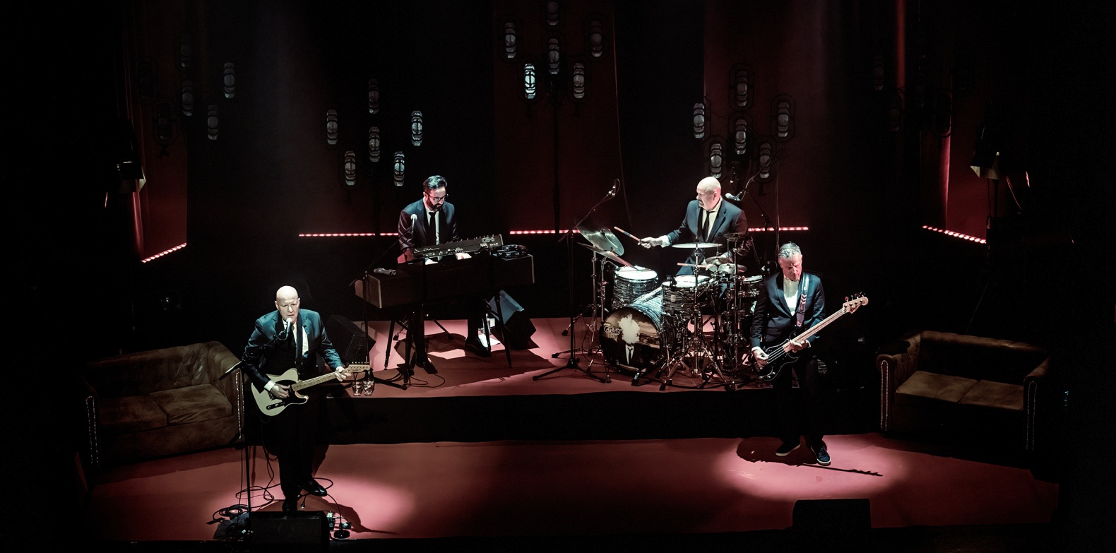 2026-03-27-De Mens Late Night -c- Livia Vaduva.jpg