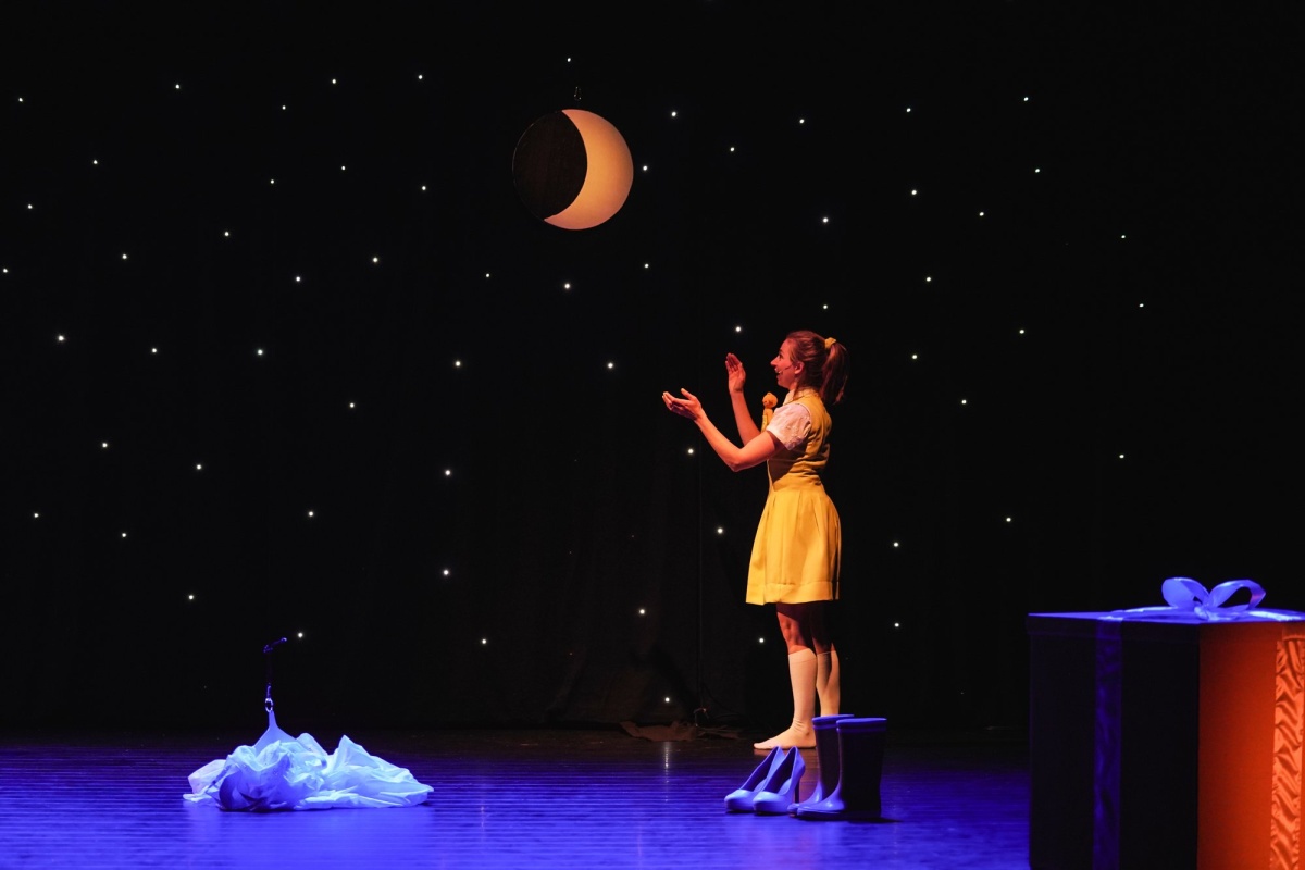 2026-03-22  KleinDrama-Morgenis1keerslapen-Olympe Tits2.jpg